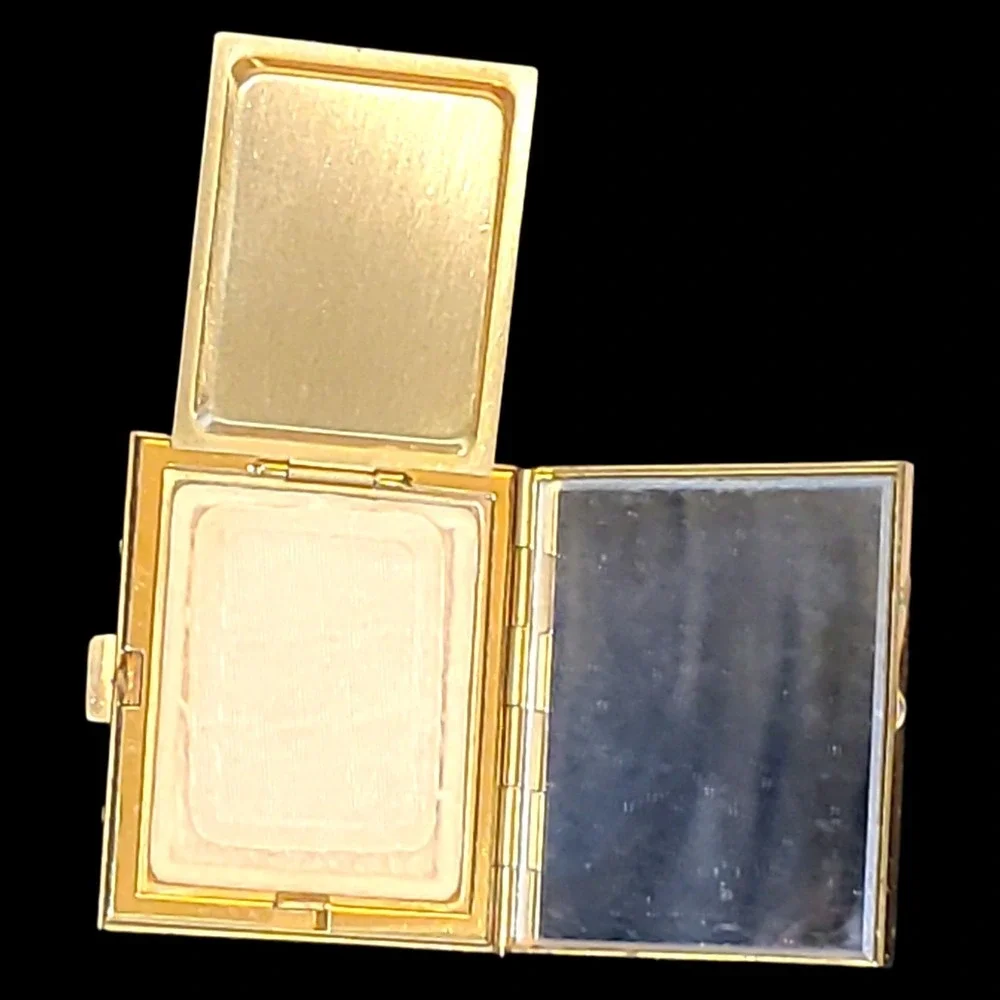 Vintage Gold Tone Powder Compact Mirror Geometric Logo Vanity Case Compact
